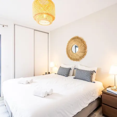 Апартаменты Sol E Mar T3 - By Smarthomes Сан-Мартинью-ду-Порту