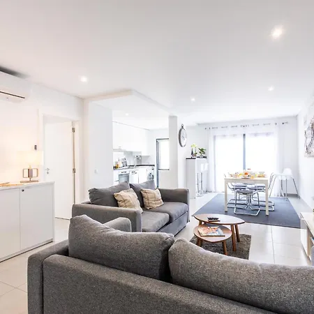 Apartment Sol E Mar T3 - By Smarthomes *